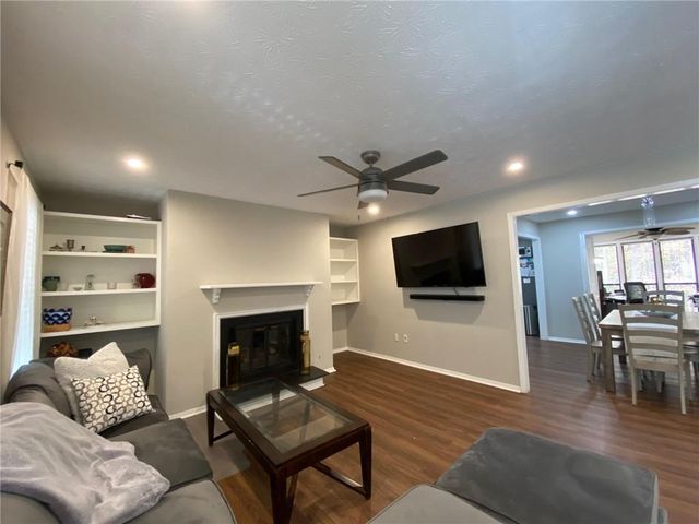 704 Dunbar Drive, Dunwoody, GA 30338