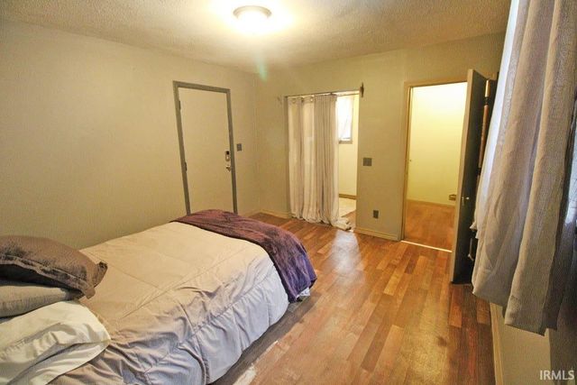 2214 W Illinois Street, Evansville, IN 47712