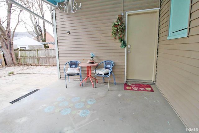 2214 W Illinois Street, Evansville, IN 47712