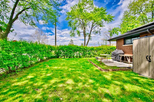 7135 Laramie Avenue, Skokie, IL 60077