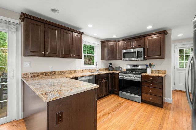 69 Pimlico Pond Rd, Sandwich, MA 02644