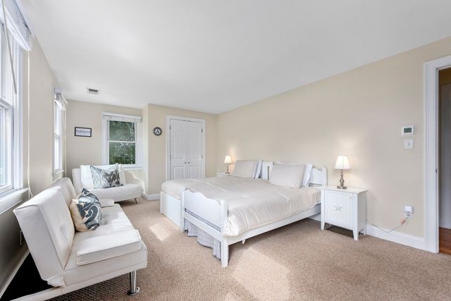 69 Pimlico Pond Rd, Sandwich, MA 02644