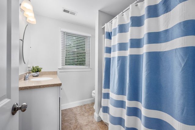 69 Pimlico Pond Rd, Sandwich, MA 02644