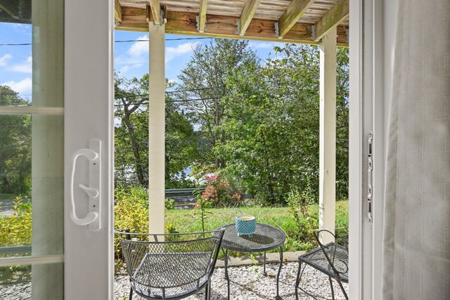 69 Pimlico Pond Rd, Sandwich, MA 02644