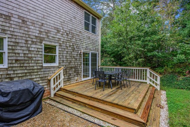 69 Pimlico Pond Rd, Sandwich, MA 02644