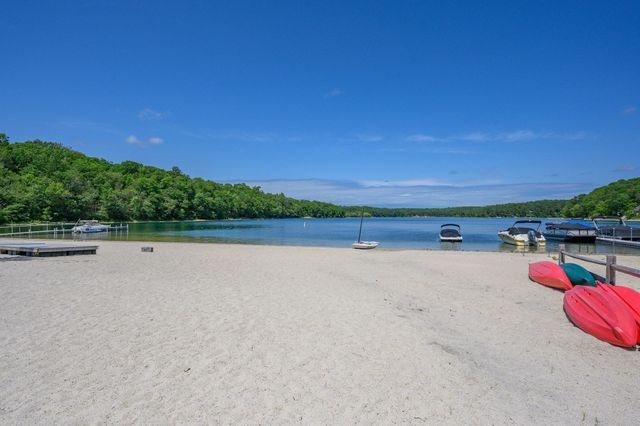 69 Pimlico Pond Rd, Sandwich, MA 02644
