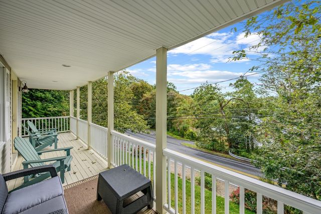 69 Pimlico Pond Rd, Sandwich, MA 02644