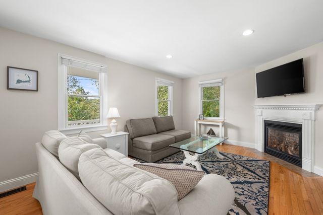 69 Pimlico Pond Rd, Sandwich, MA 02644