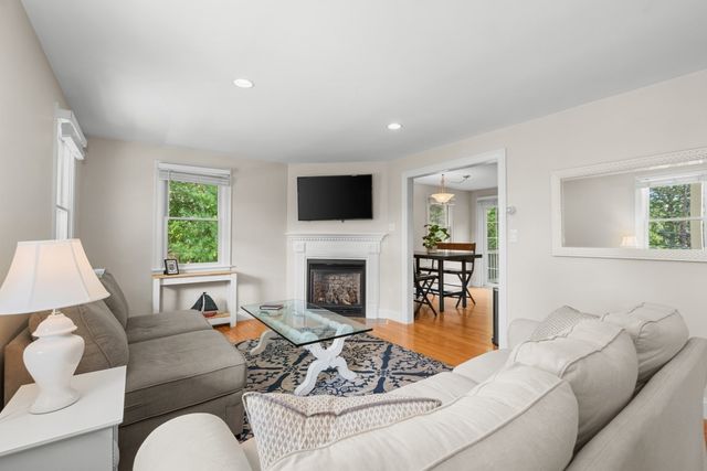 69 Pimlico Pond Rd, Sandwich, MA 02644