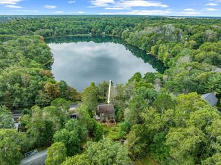 69 Pimlico Pond Rd, Sandwich, MA 02644