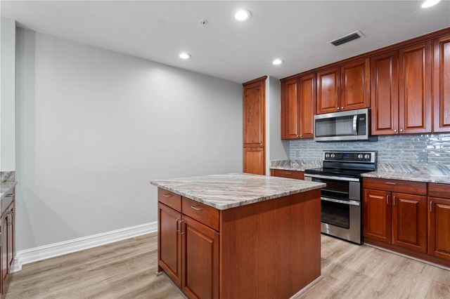 87 VIVANTE BOULEVARD 8742, Punta Gorda, FL 33950