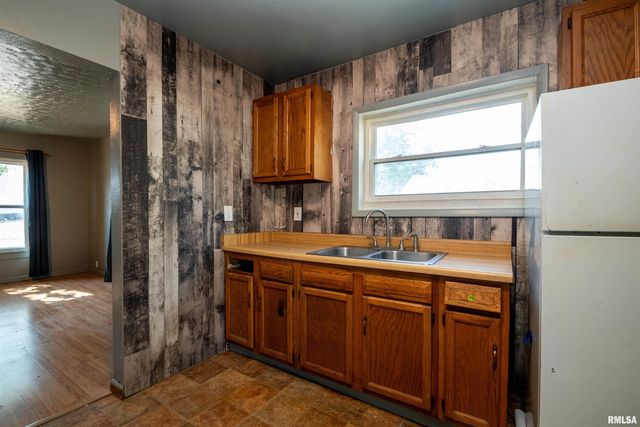 265 KOCH Street, Pekin, IL 61554