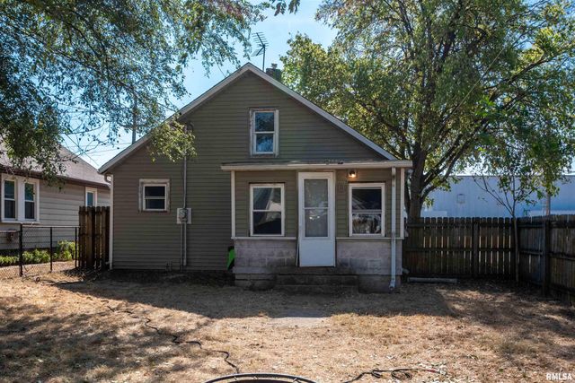 265 KOCH Street, Pekin, IL 61554