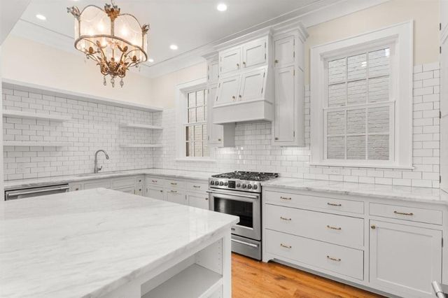 2050 Jabez Drive, Lake Charles, LA 70601