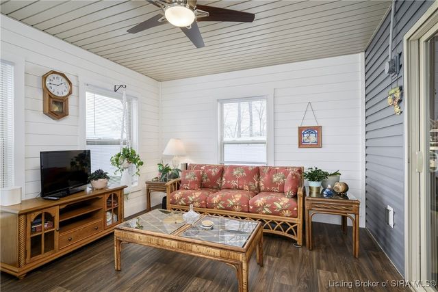 8921 Woodford Drive, Charlestown, IN 47111