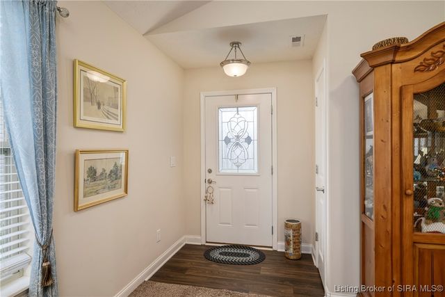 8921 Woodford Drive, Charlestown, IN 47111