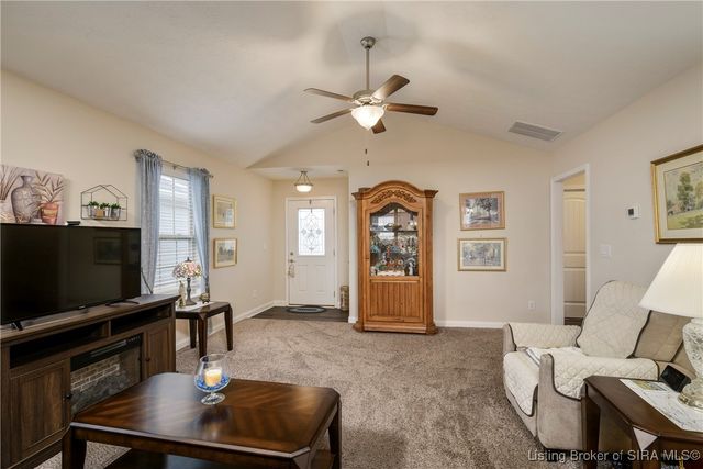 8921 Woodford Drive, Charlestown, IN 47111