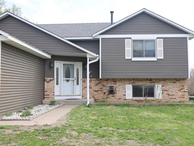 2180 N English Street, Maplewood, MN 55109