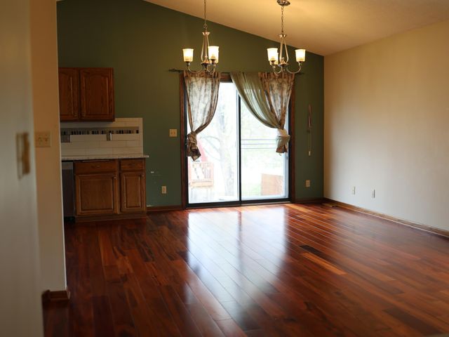 2180 N English Street, Maplewood, MN 55109