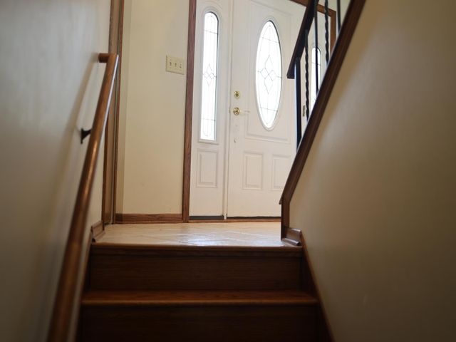 2180 N English Street, Maplewood, MN 55109