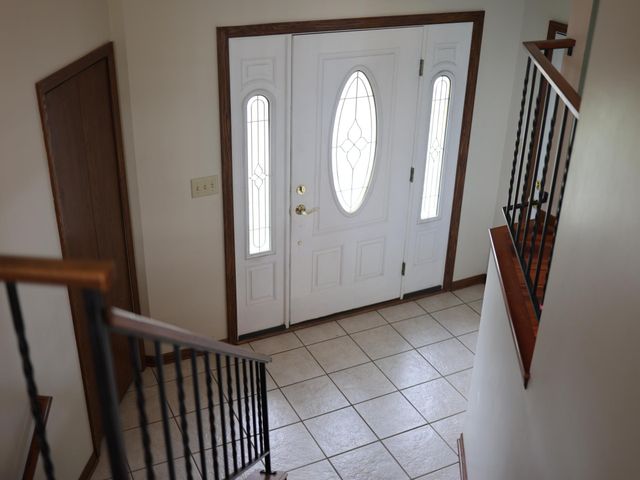 2180 N English Street, Maplewood, MN 55109