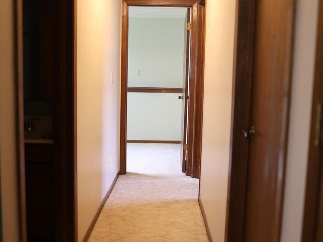 2180 N English Street, Maplewood, MN 55109