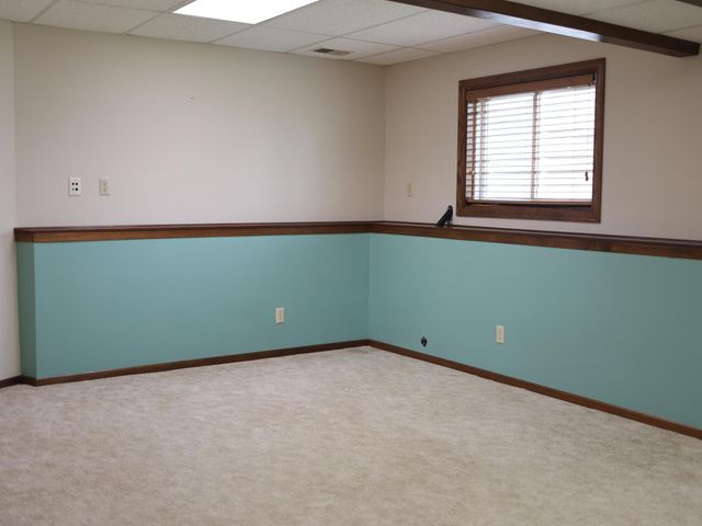 2180 N English Street, Maplewood, MN 55109