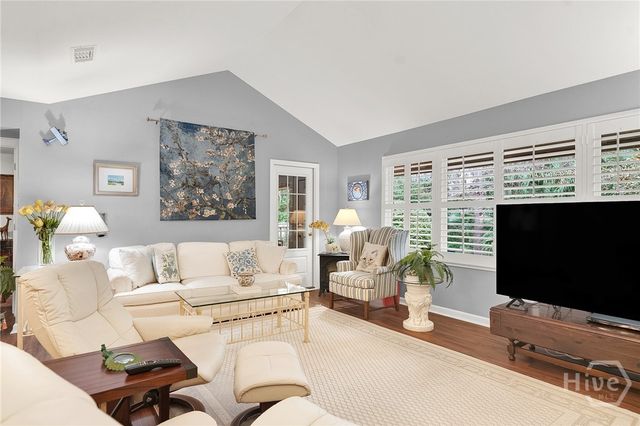 17 Franklin Creek Road N, Savannah, GA 31411