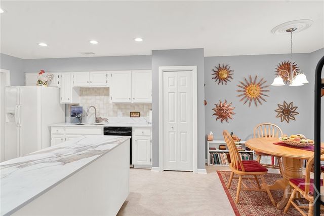 17 Franklin Creek Road N, Savannah, GA 31411