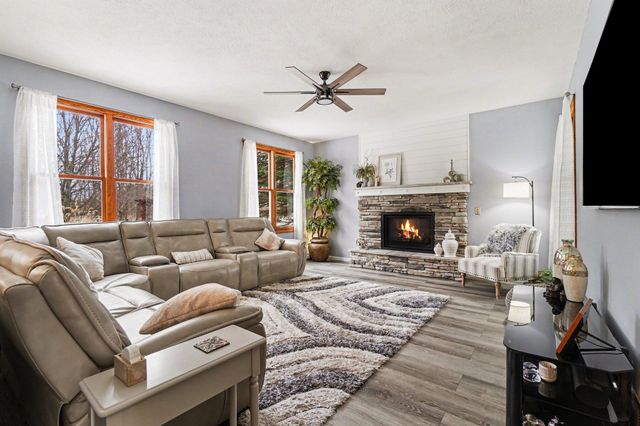 5780 Woodbrook Street, Prairie Ronde Twp, MI 49087