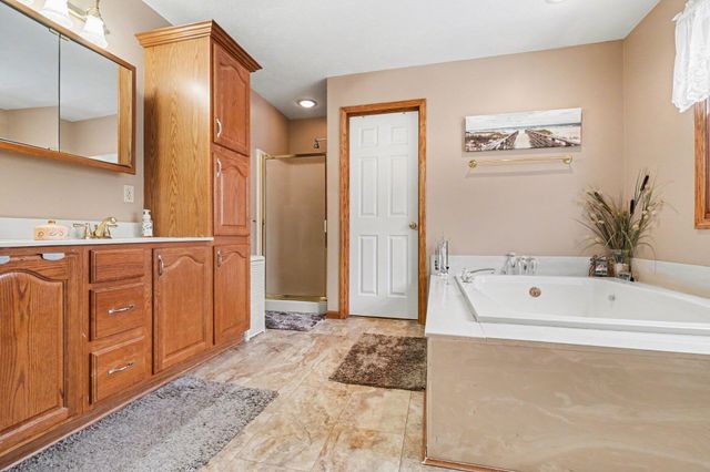 5780 Woodbrook Street, Prairie Ronde Twp, MI 49087