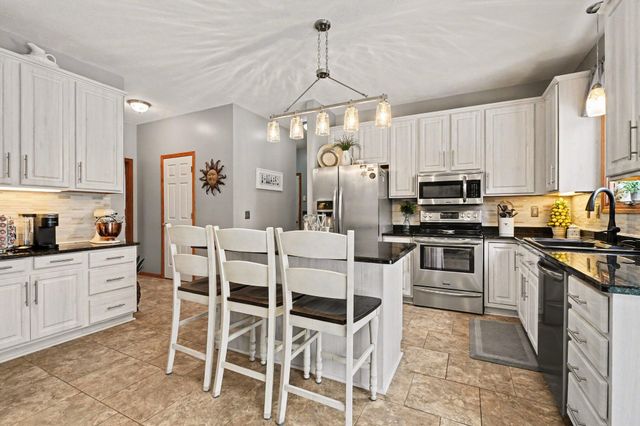 5780 Woodbrook Street, Prairie Ronde Twp, MI 49087