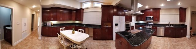 5325 La Forest Drive, La Canada Flintridge, CA 91011