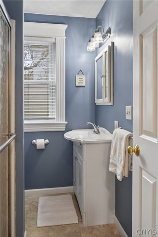 29 South Street, Camillus, NY 13031