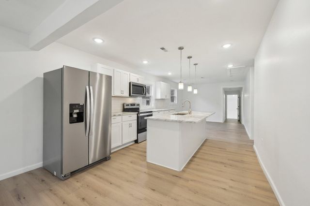511 W Kanawha Avenue, Columbus, OH 43214