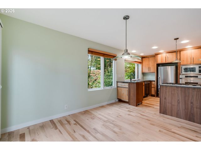 3306 Sw FAIRMOUNT Blvd, Portland, OR 97239