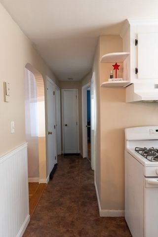26 Sunset Rd, Dracut, MA 01826