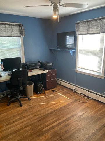 26 Sunset Rd, Dracut, MA 01826
