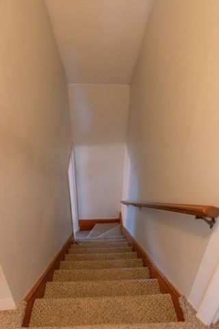 26 Sunset Rd, Dracut, MA 01826