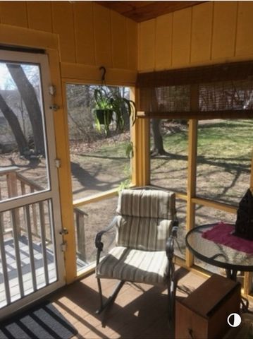 26 Sunset Rd, Dracut, MA 01826