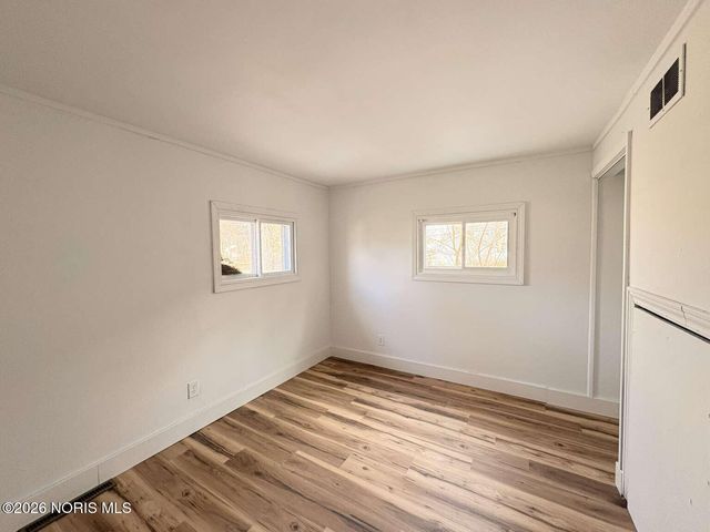 5228 Rowland Road, Toledo, OH 43613