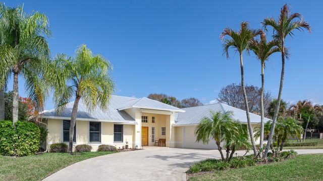 8571 SE Quail Ridge Way, Hobe Sound, FL 33455