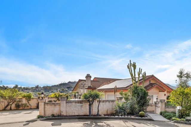 13602 Indian Springs Dr, Jamul, CA 91935
