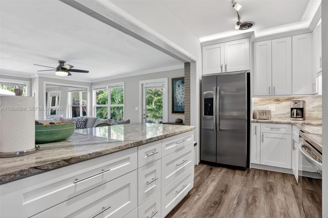 409 NW 28th Ct, Wilton Manors, FL 33311