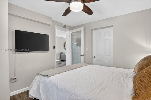 409 NW 28th Ct, Wilton Manors, FL 33311