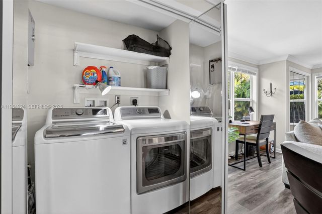 409 NW 28th Ct, Wilton Manors, FL 33311