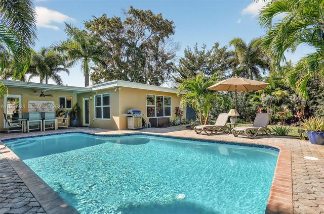 409 NW 28th Ct, Wilton Manors, FL 33311