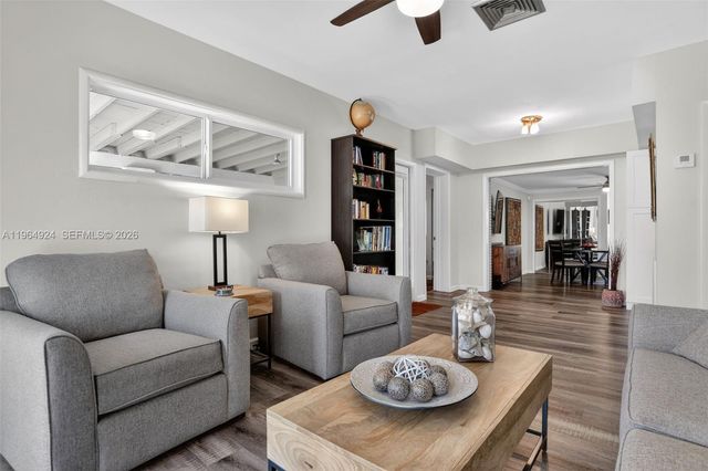 409 NW 28th Ct, Wilton Manors, FL 33311