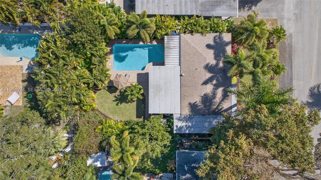 409 NW 28th Ct, Wilton Manors, FL 33311