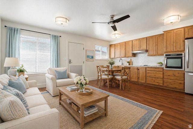 220 E LESLIE AVE, Salt Lake City, UT 84115